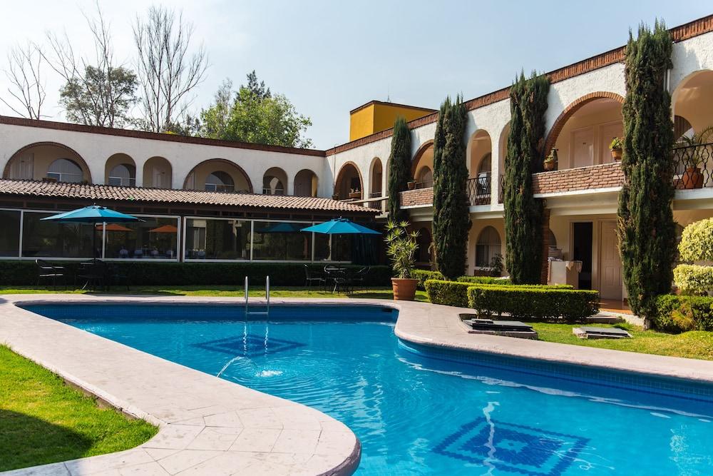 Hotel & Suites Villa Del Sol Морелия Экстерьер фото