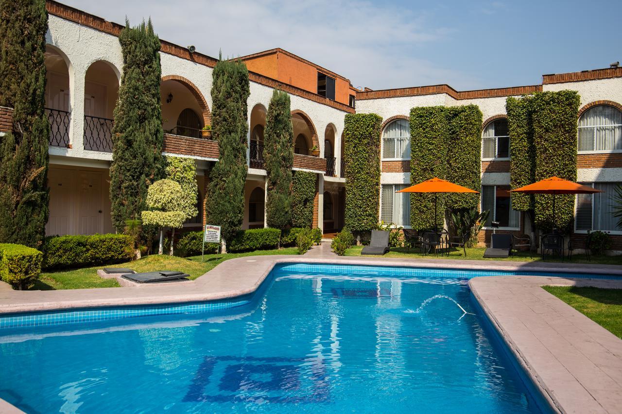 Hotel & Suites Villa Del Sol Морелия Экстерьер фото