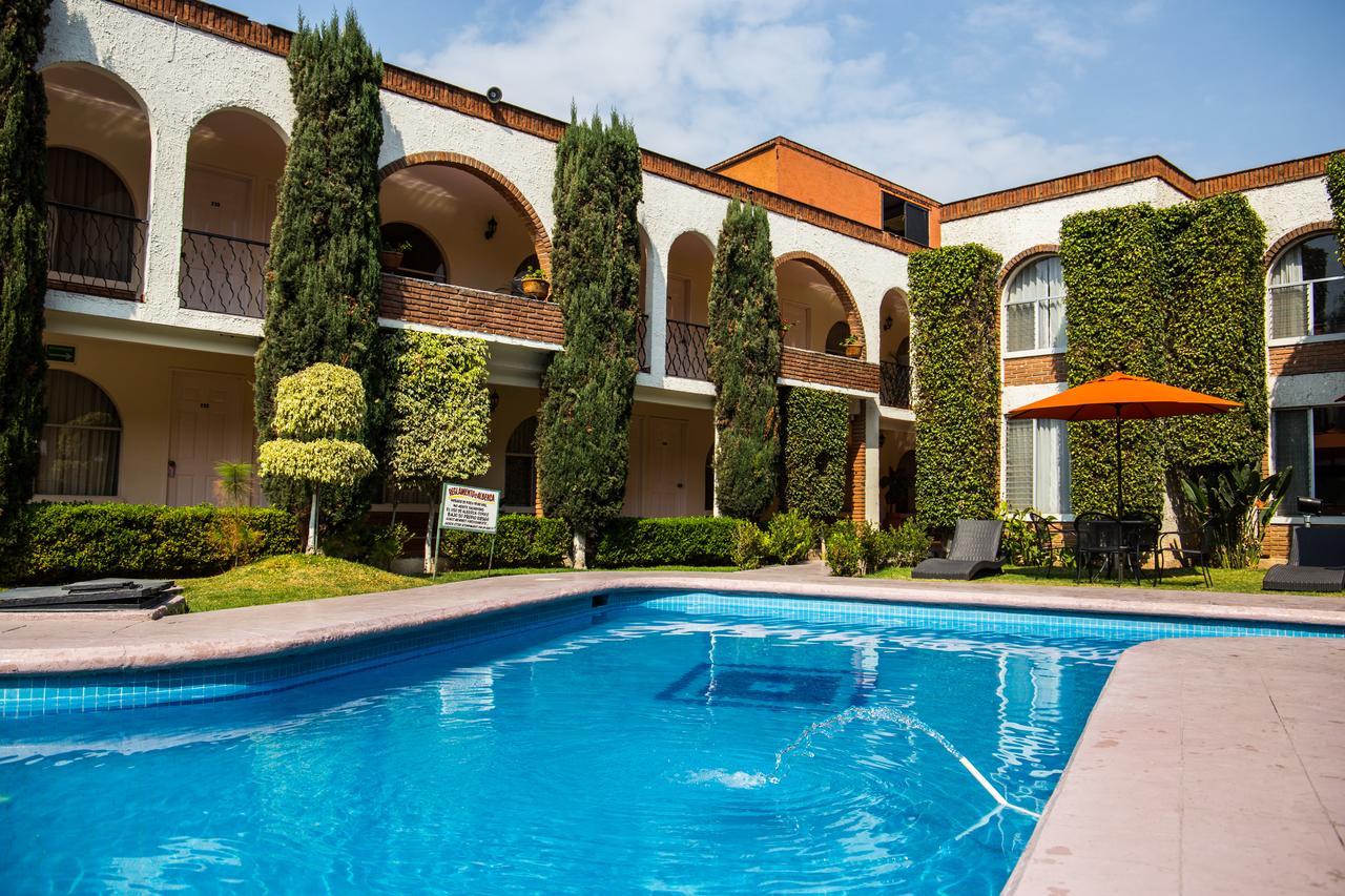 Hotel & Suites Villa Del Sol Морелия Экстерьер фото